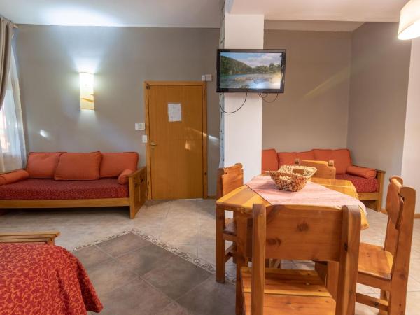 Lagos del Sur : photo 4 de la chambre chambre familiale supérieure