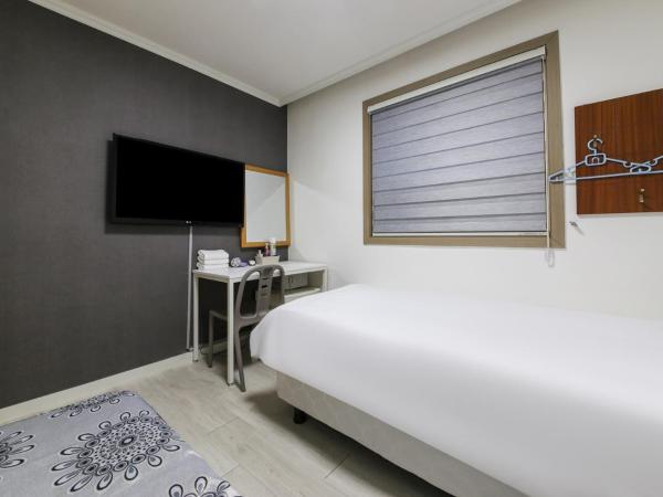Amiga Inn Seoul Hotel : photo 4 de la chambre chambre lits jumeaux standard