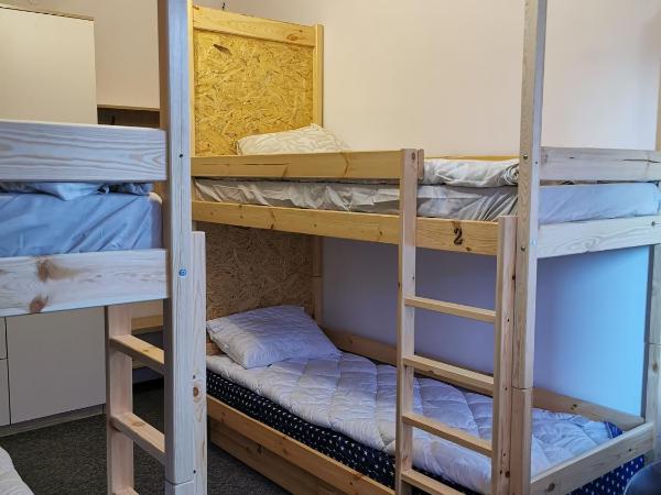 For rest Hostel : photo 3 de la chambre lit simple dans dortoir de 4 lits