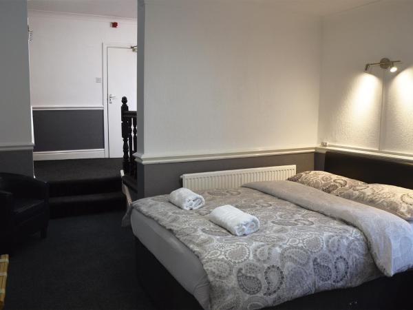 The Gurkha Hotel : photo 2 de la chambre chambre familiale