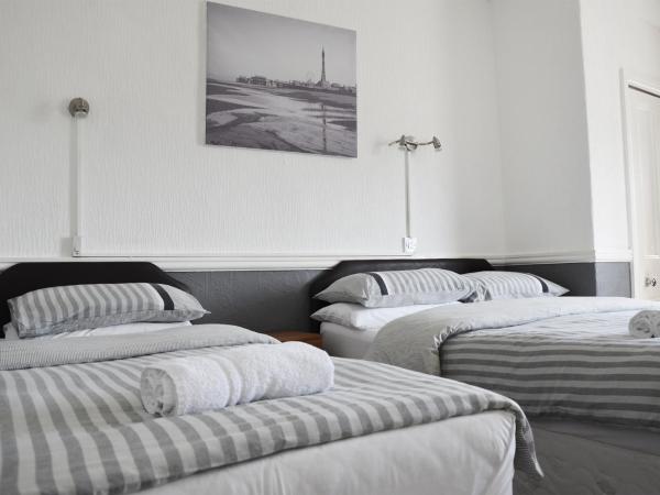 The Gurkha Hotel : photo 1 de la chambre chambre familiale standard