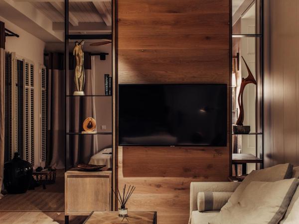 Bernadet Alaçatı : photo 6 de la chambre suite lit king-size