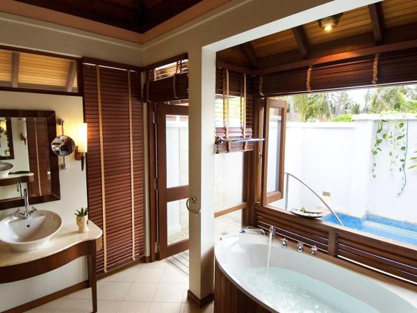 Kurumba Maldives : photo 2 de la chambre villa de plage