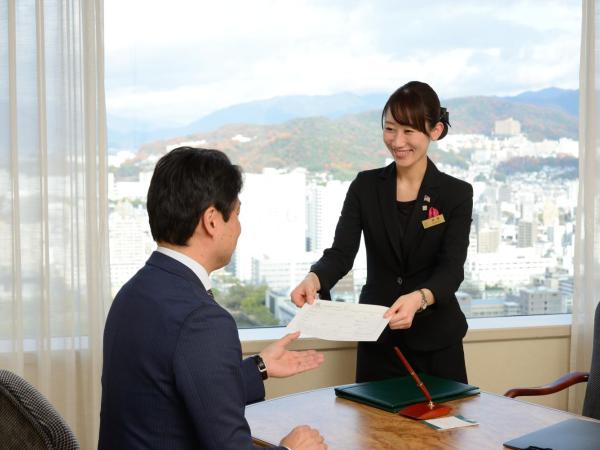 Rihga Royal Hotel Hiroshima : photo 10 de la chambre executive twin room 36㎡ - non-smoking