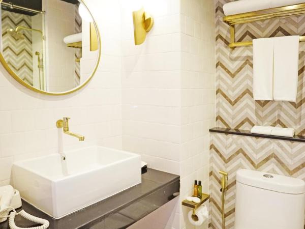 4 Monkeys Hotel : photo 5 de la chambre chambre double premier