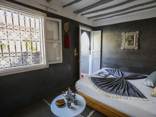 Riad les 2 Portes : photo 2 de la chambre chambre de luxe double avec terrasse privée
