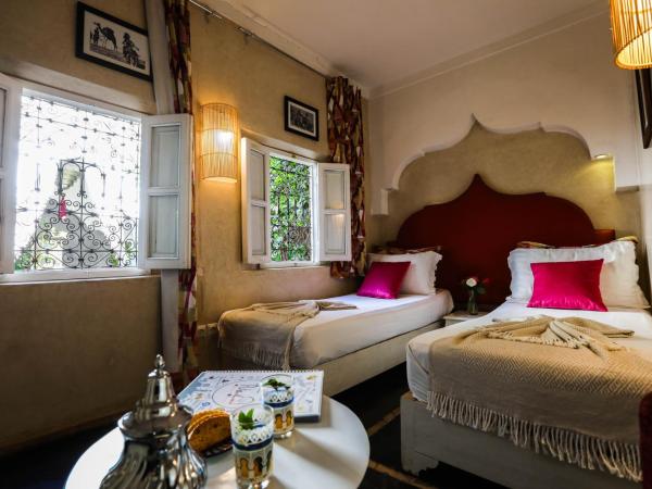 Riad les 2 Portes : photo 1 de la chambre chambre quadruple de luxe