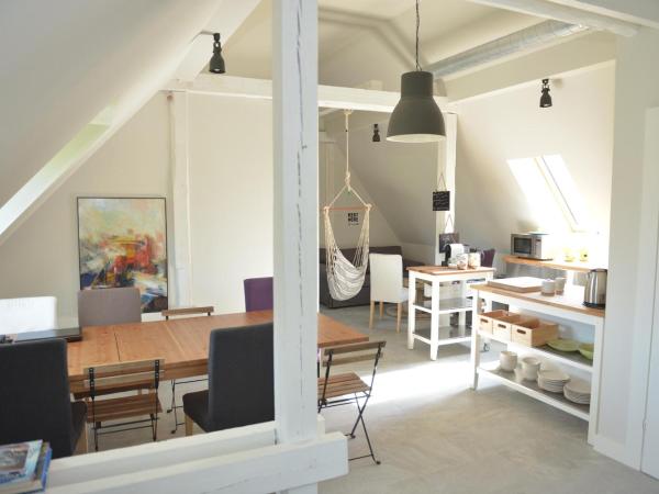 Five Point Hostel & Apartments : photo 4 de la chambre appartement deluxe