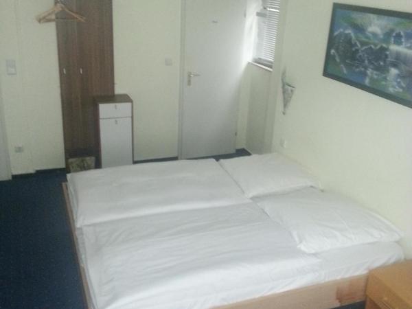 Hotelgarni Frankfurt : photo 7 de la chambre chambre double