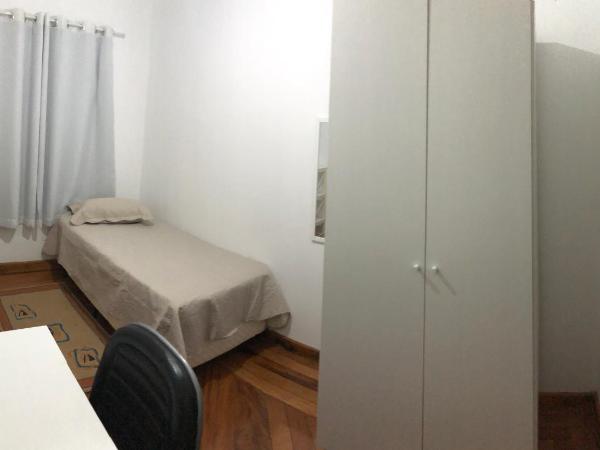 Hostel Ipê : photo 2 de la chambre chambre simple avec salle de bains privative