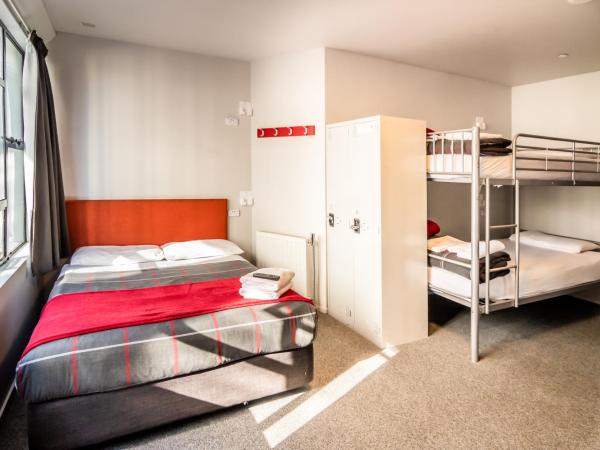 Urbanz : photo 1 de la chambre chambre familiale avec salle de bains