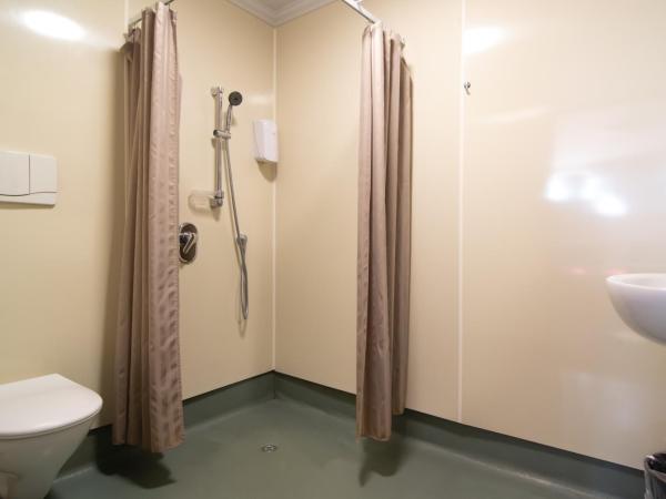 Urbanz : photo 4 de la chambre chambre familiale avec salle de bains