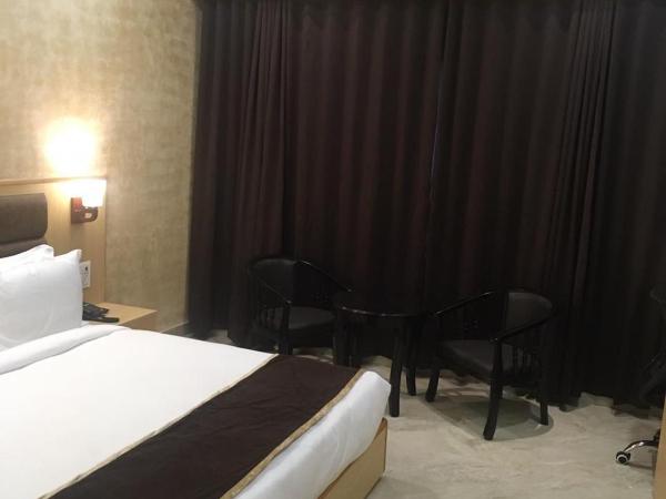 Hotel Aarunya Royale : photo 9 de la chambre chambre double deluxe