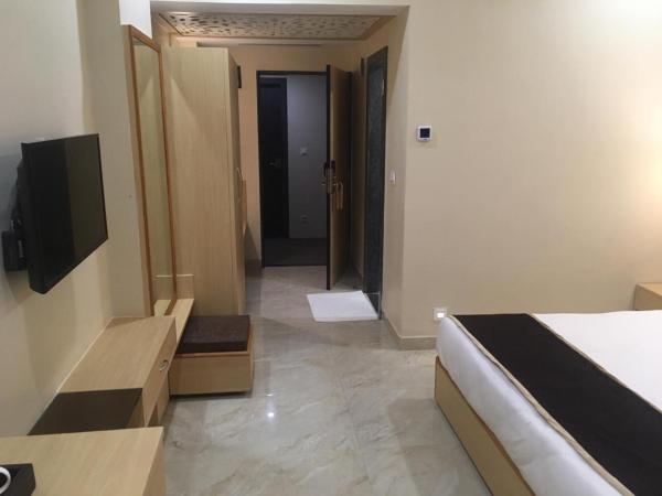 Hotel Aarunya Royale : photo 8 de la chambre chambre double deluxe