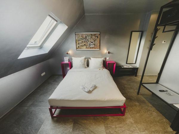 JJ32 : photo 3 de la chambre studio familial