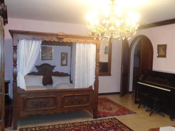 Hotel Restaurant - Häuserl im Wald Graz : photo 8 de la chambre chambre quadruple - annexe 
