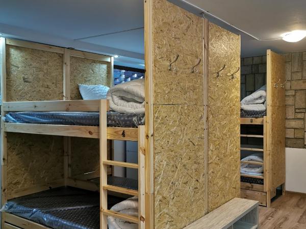For rest Hostel : photo 2 de la chambre lit dans dortoir pour hommes