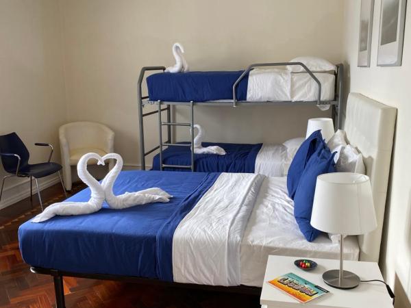Blue Bairro Guesthouse : photo 3 de la chambre chambre familiale supérieure