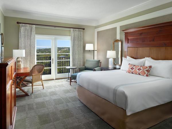 Omni Barton Creek Resort and Spa Austin : photo 1 de la chambre chambre lit king-size premier avec balconnet
