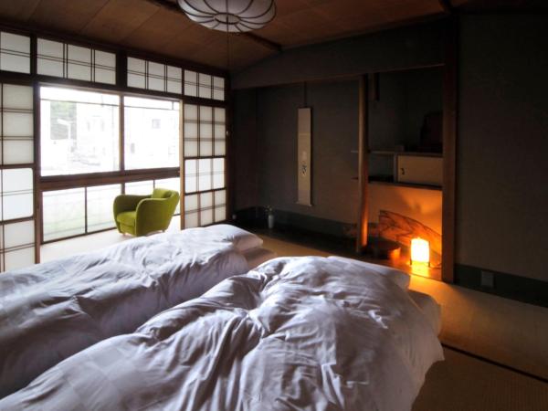 IZUYASU Traditional Kyoto Inn serving Kyoto cuisine : photo 5 de la chambre chambre lits jumeaux standard de style japonais - kou