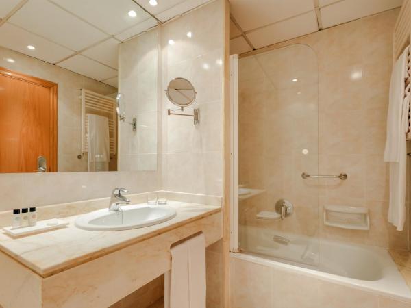 Hesperia Zaragoza Centro : photo 9 de la chambre chambre double ou lits jumeaux standard