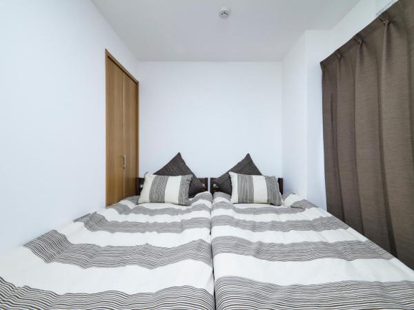 おやど紀伊国屋本石灰町 : photo 7 de la chambre chambre familiale avec salle de bains