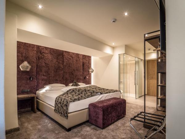 Hotel Goldener Adler Innsbruck : photo 5 de la chambre chambre double traditionnelle