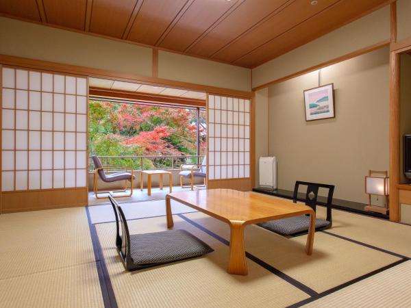 Ranzan : photo 2 de la chambre chambre quadruple de style japonais - vue sur jardin