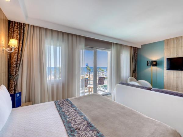 Sealife Family Resort Hotel : photo 3 de la chambre suite junior - vue sur mer