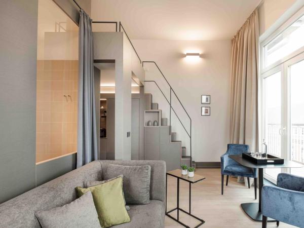 OBERDECK Studio Apartments - Adults only : photo 3 de la chambre appartement premium avec balcon - en duplex