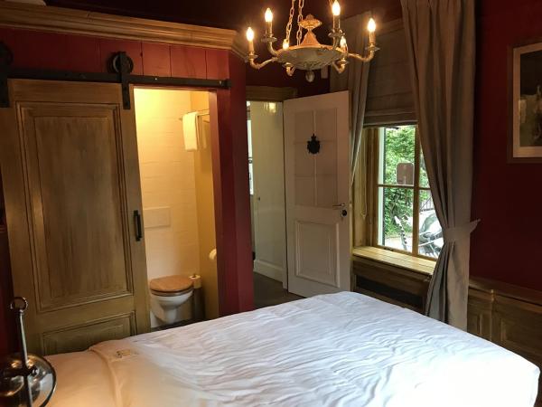 Logement Swaenenvecht : photo 3 de la chambre chambre simple avec salle de bains