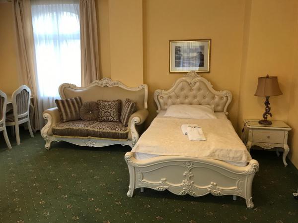 Hotel Saint Petersburg : photo 3 de la chambre chambre triple standard