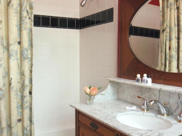 Noble Inns : photo 5 de la chambre chambre lit king-size de luxe - maison oge sur le river walk