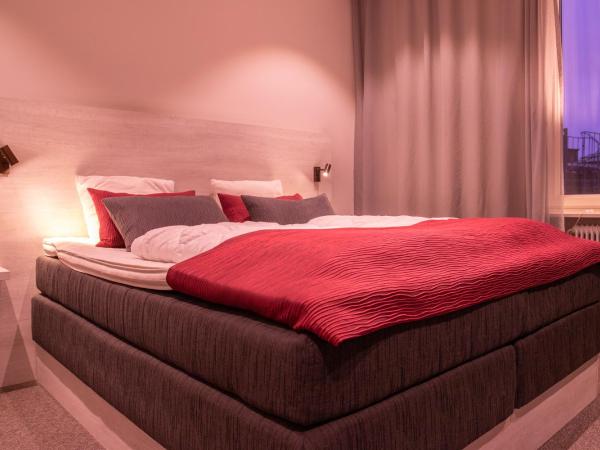 Dream - Luxury Hostel : photo 2 de la chambre chambre double ou lits jumeaux avec salle de bains commune