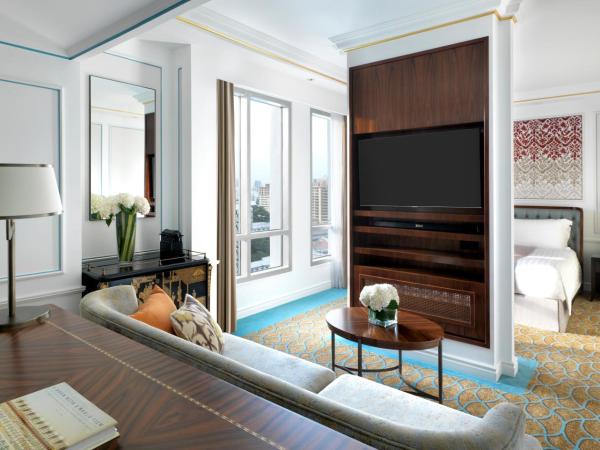 InterContinental Singapore, an IHG Hotel : photo 6 de la chambre chambre d’angle lit king-size - vue sur ville