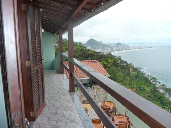 Vidigal Varandas Hostel : photo 7 de la chambre chambre double deluxe avec balcon - vue sur mer