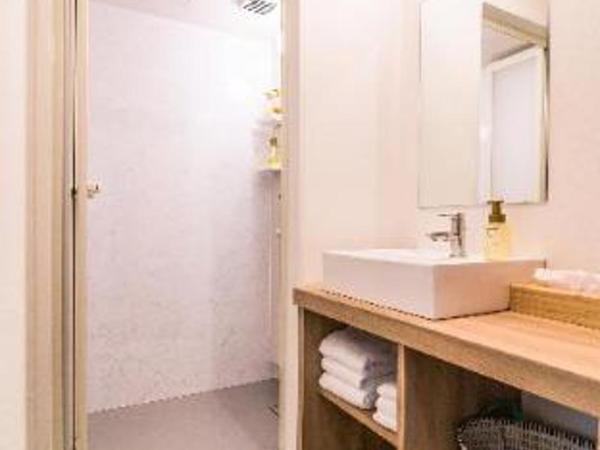 TEN APARTMENT HOTEL : photo 9 de la chambre room #371568714