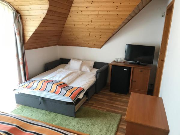 Zöldtető Panzió : photo 5 de la chambre chambre double avec balcon