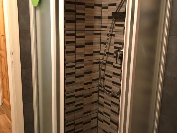 Zöldtető Panzió : photo 4 de la chambre chambre double - vue sur jardin