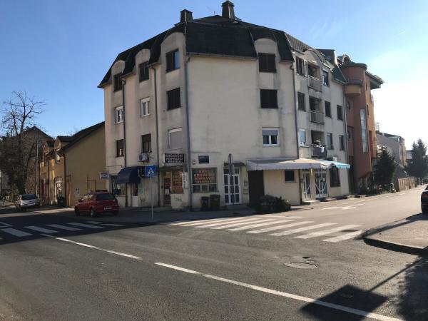 Leptir : photo 1 de la chambre chambre quadruple Économique avec salle de bains commune