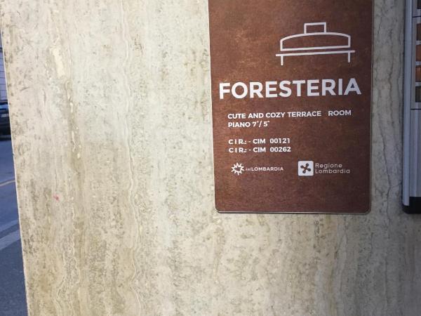 Cute & Cozy rooms train station : photo 3 de la chambre chambre quadruple avec salle de bains privative