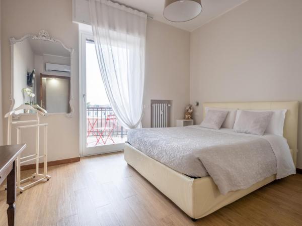 Cute & Cozy rooms train station : photo 3 de la chambre chambre double avec terrasse