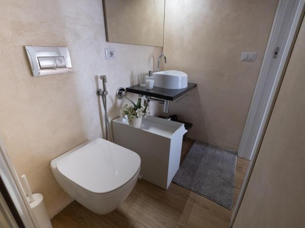 Cute & Cozy rooms train station : photo 7 de la chambre chambre double avec terrasse