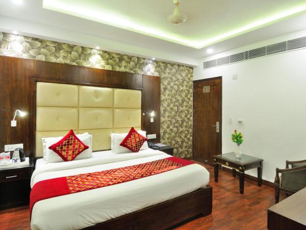 Hotel Yuvraj Deluxe : photo 10 de la chambre chambre double ou lits jumeaux deluxe supérieure 