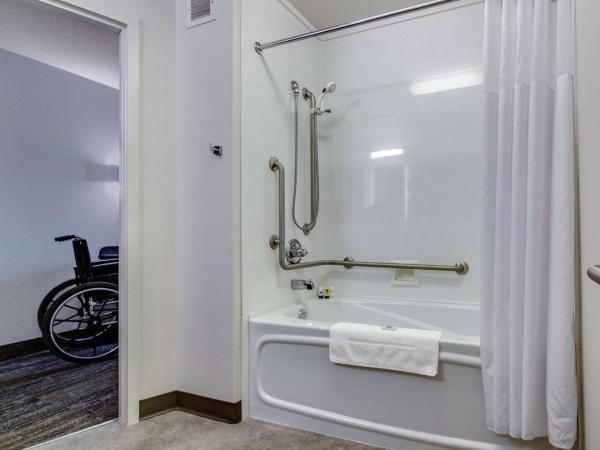 Motel 6-Saskatoon, SK : photo 4 de la chambre chambre lit queen-size - non-fumeurs