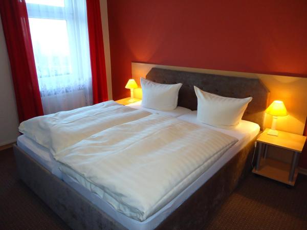Pension Dresdener Panorama : photo 3 de la chambre chambre double