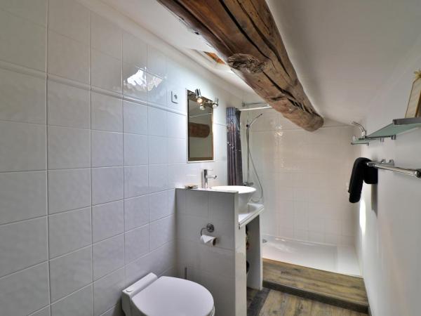 Mas des Tourterelles : photo 2 de la chambre chambre familiale