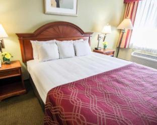 Stayable Orlando at Florida Mall : photo 7 de la chambre room #5802323