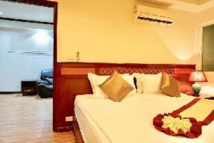 Miloft Sathorn Hotel - SHA Plus Certified : photo 2 de la chambre room #28217210