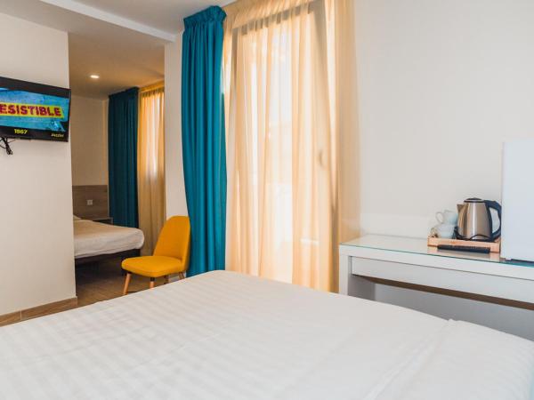 Solesperit : photo 6 de la chambre chambre triple avec balcon